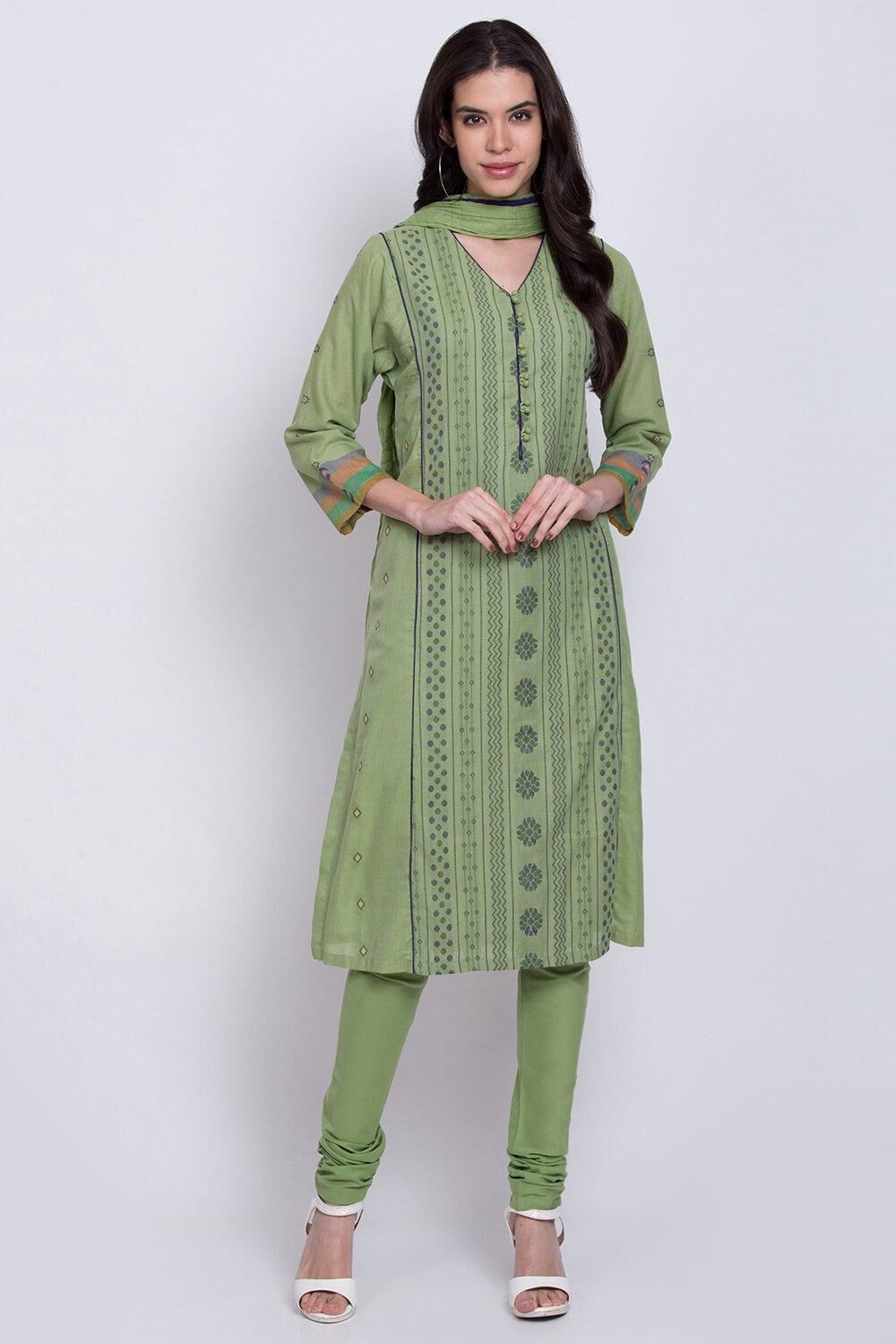 Green Straight Kurta Churidar Suit Set image number 0