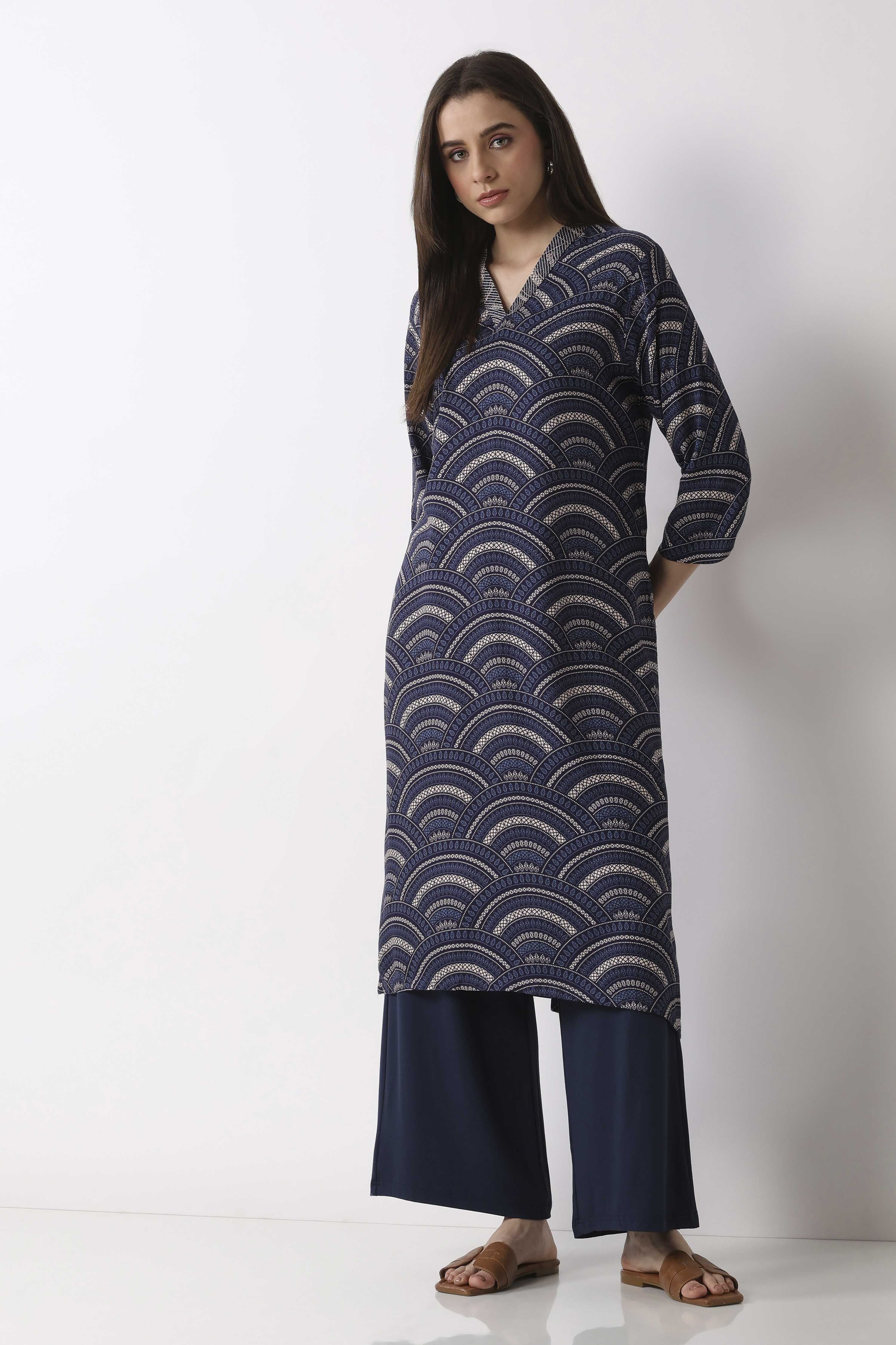 Navy Viscose Lycra Relaxed Palazzos image number 6