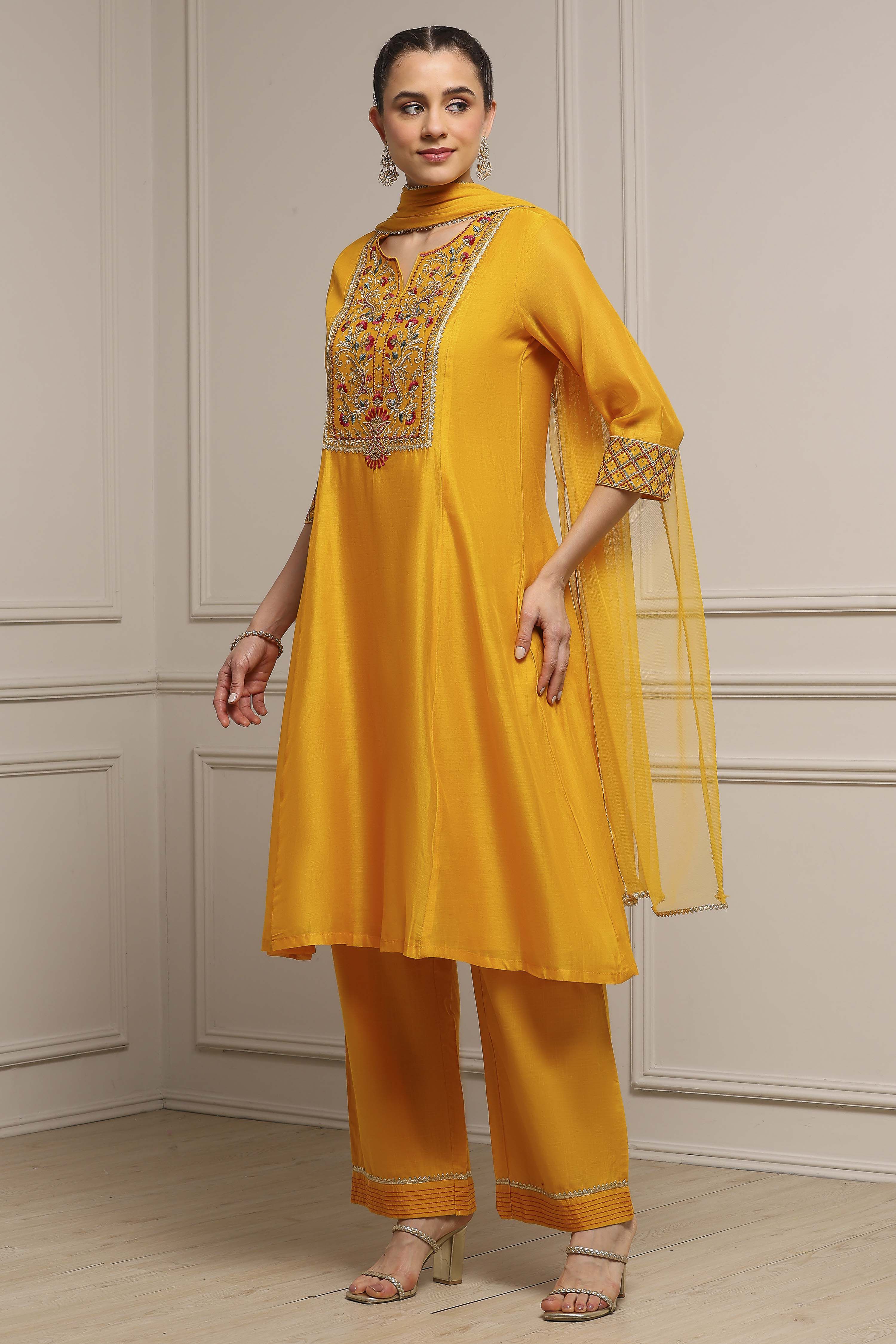 Yellow Viscose Rayon A-Line Solid Suit Set image number 3