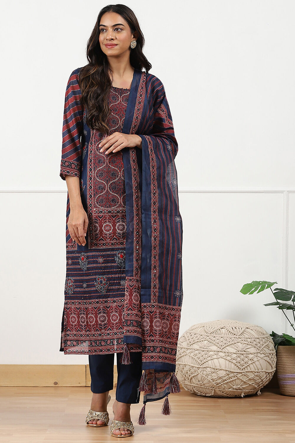 Maroon Chanderi Printed  Embroidered Unstitched Suit Set image number 5