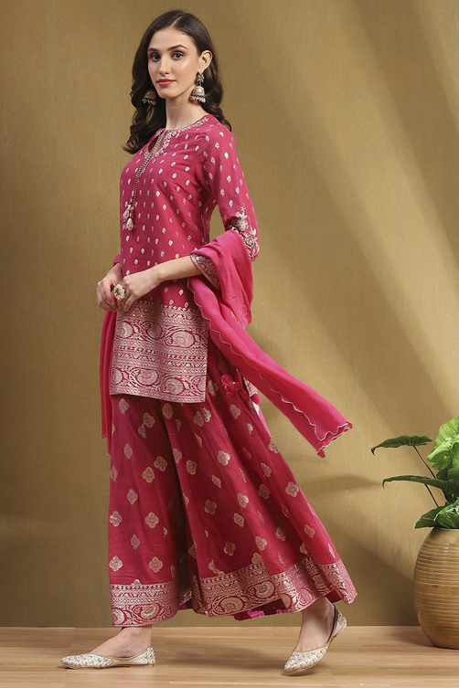 Pink Yarn Dyed Straight Suit Set image number 3