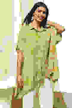 Green Geometric Printed Kaftan-Style Shirt image number 4
