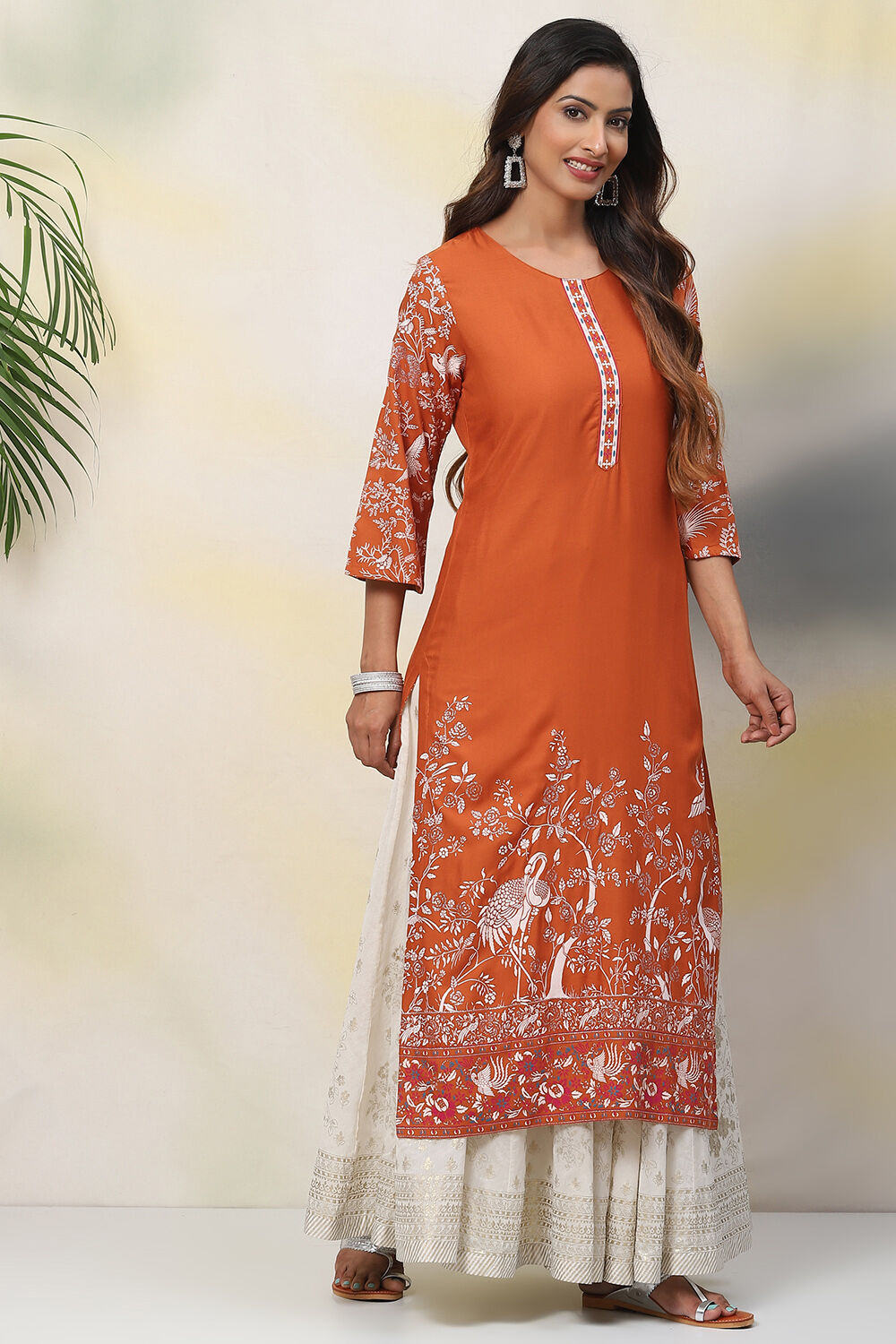 Ochre Straight Viscose Kurta image number 3