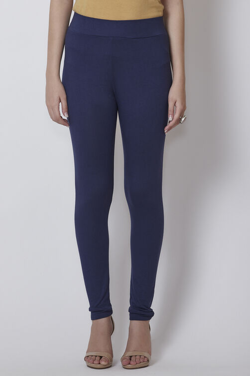 Moss Green Viscose Lycra Solid Leggings image number 4