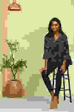 Navy Blue Bandhani Printed Flared Tiered Kurti image number 0