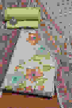 Green Linen Hand Painted Unstitched Suit Set image number 0