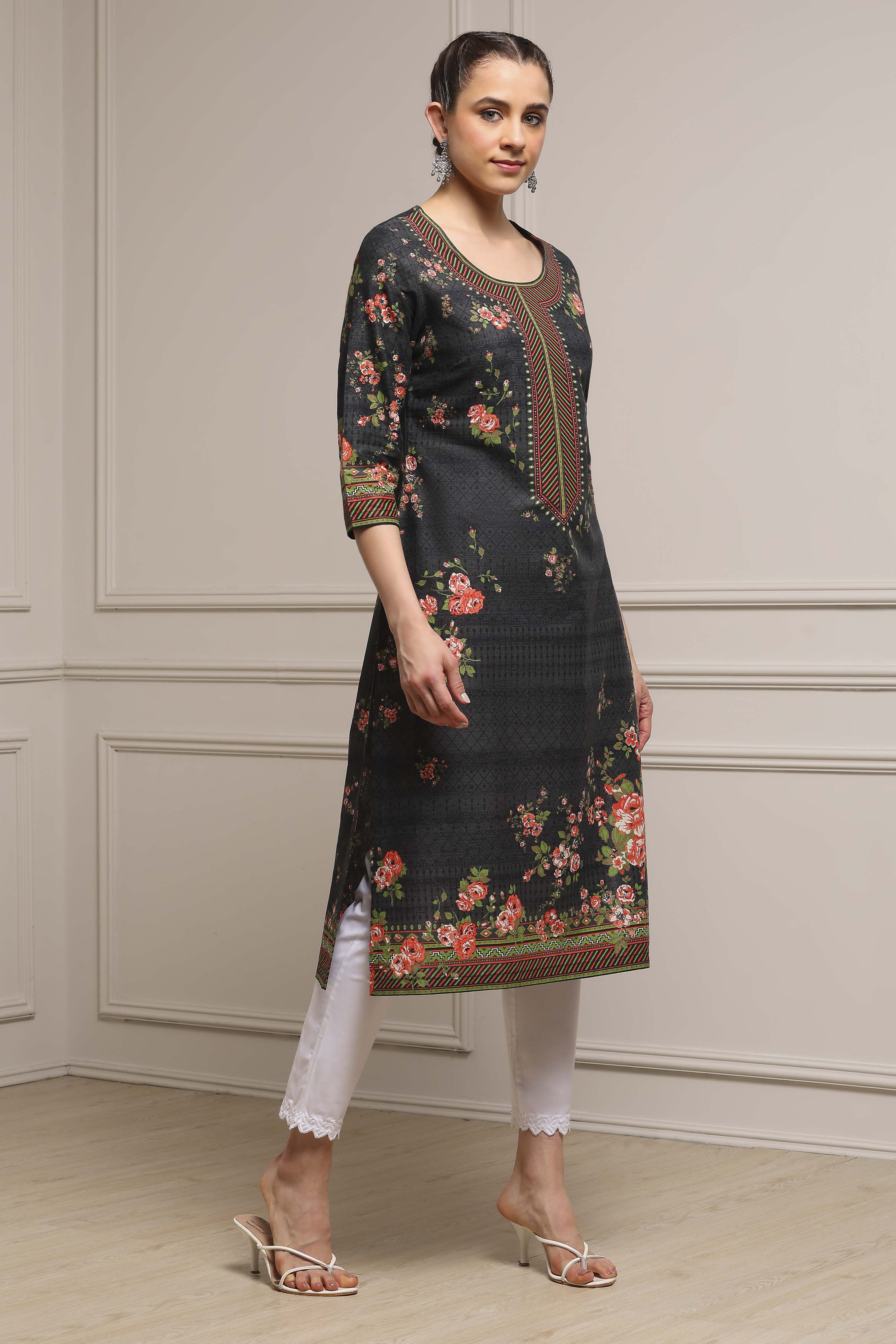 Black Cotton Floral Printed Straight Kurta image number 4