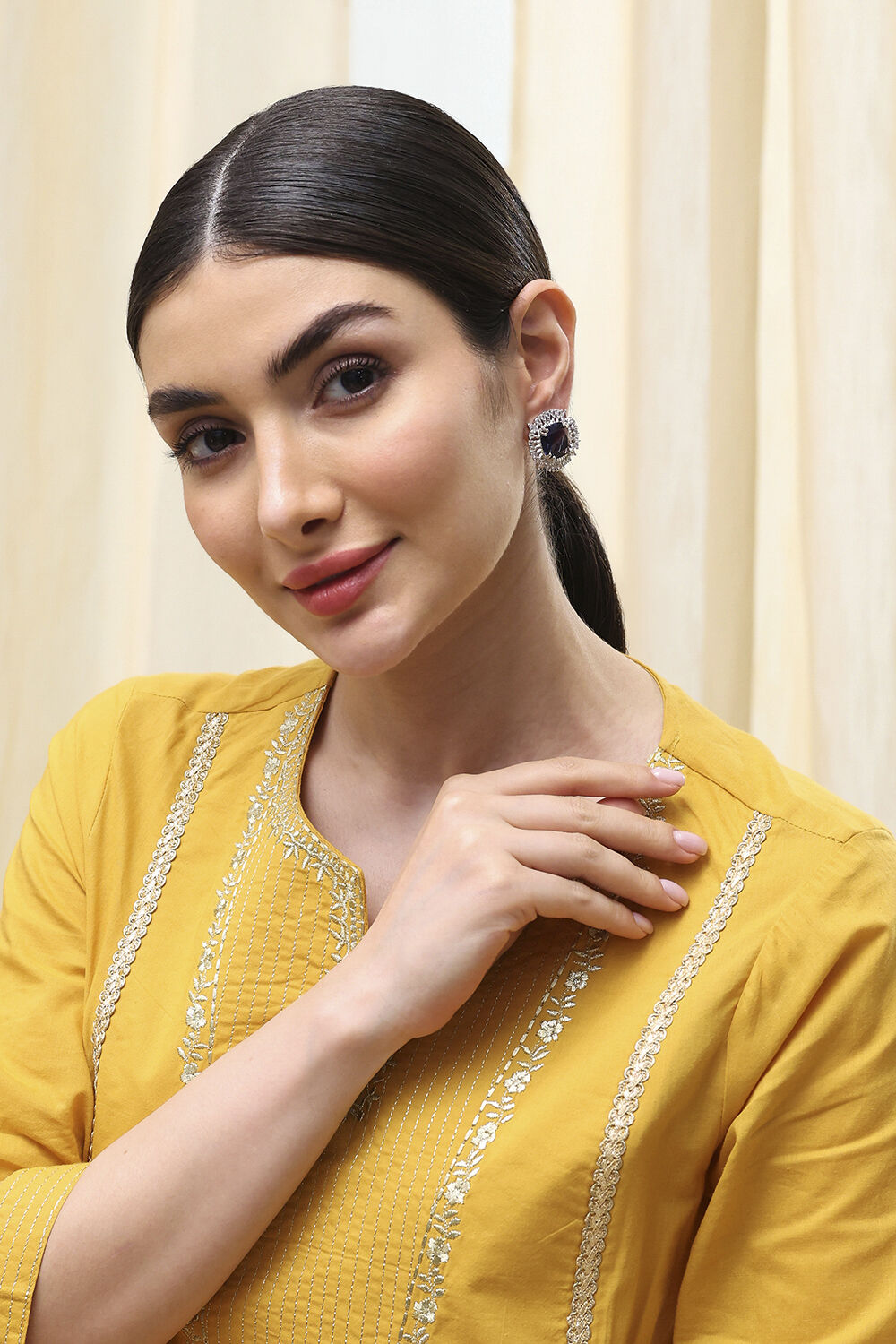 Purple Silver-Plated Circular Studs image number 3