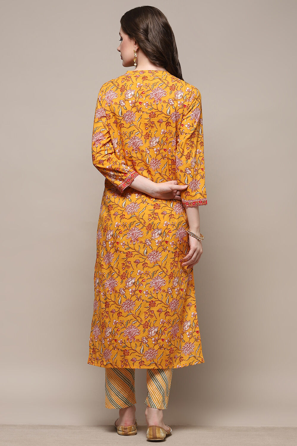 Mustard Yellow Cotton Screen Printed Unstitched Suit Set image number 6