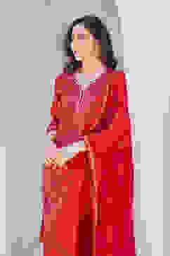 Red Yard-Dyed Chanderi Kurta & Pants Suit Set image number 6