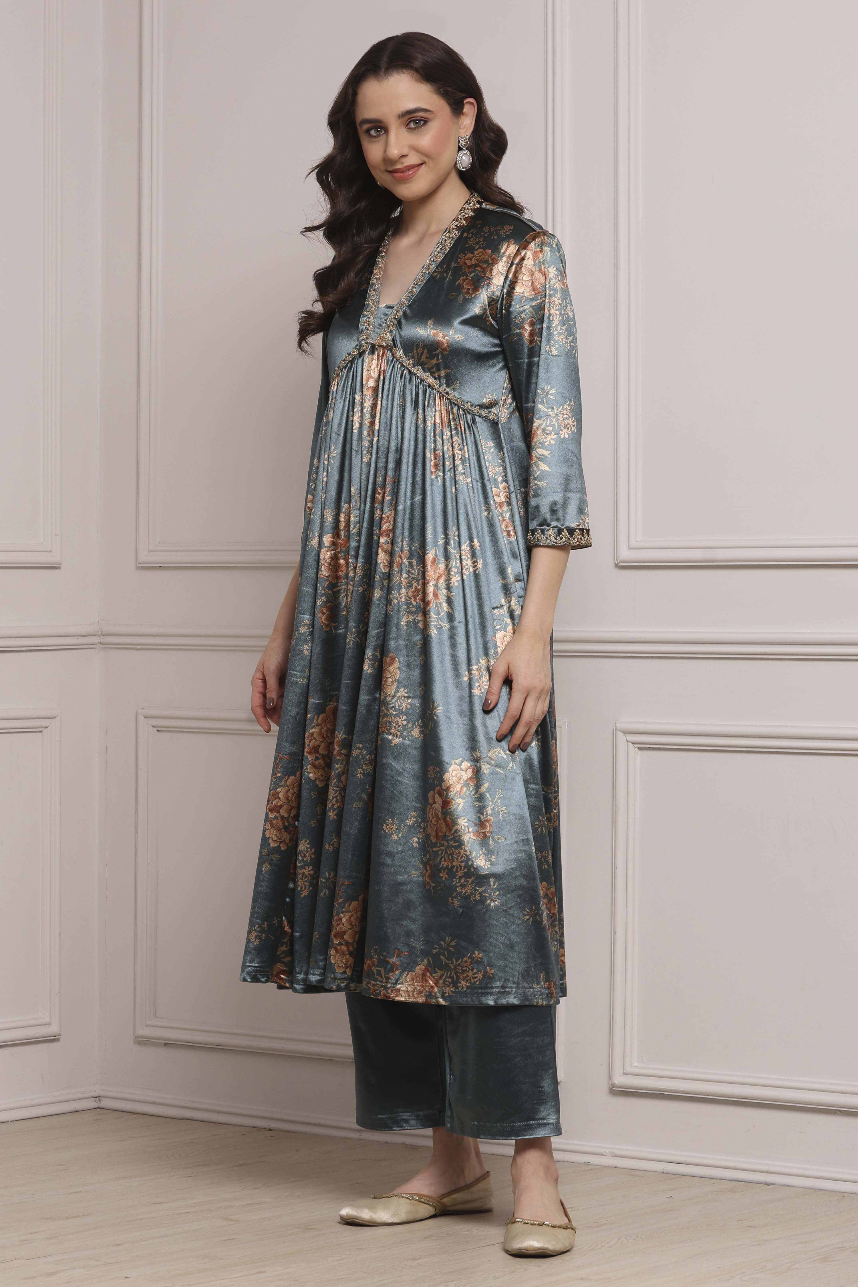 Green Blended Straight Printed Kurta Pants Set image number 3