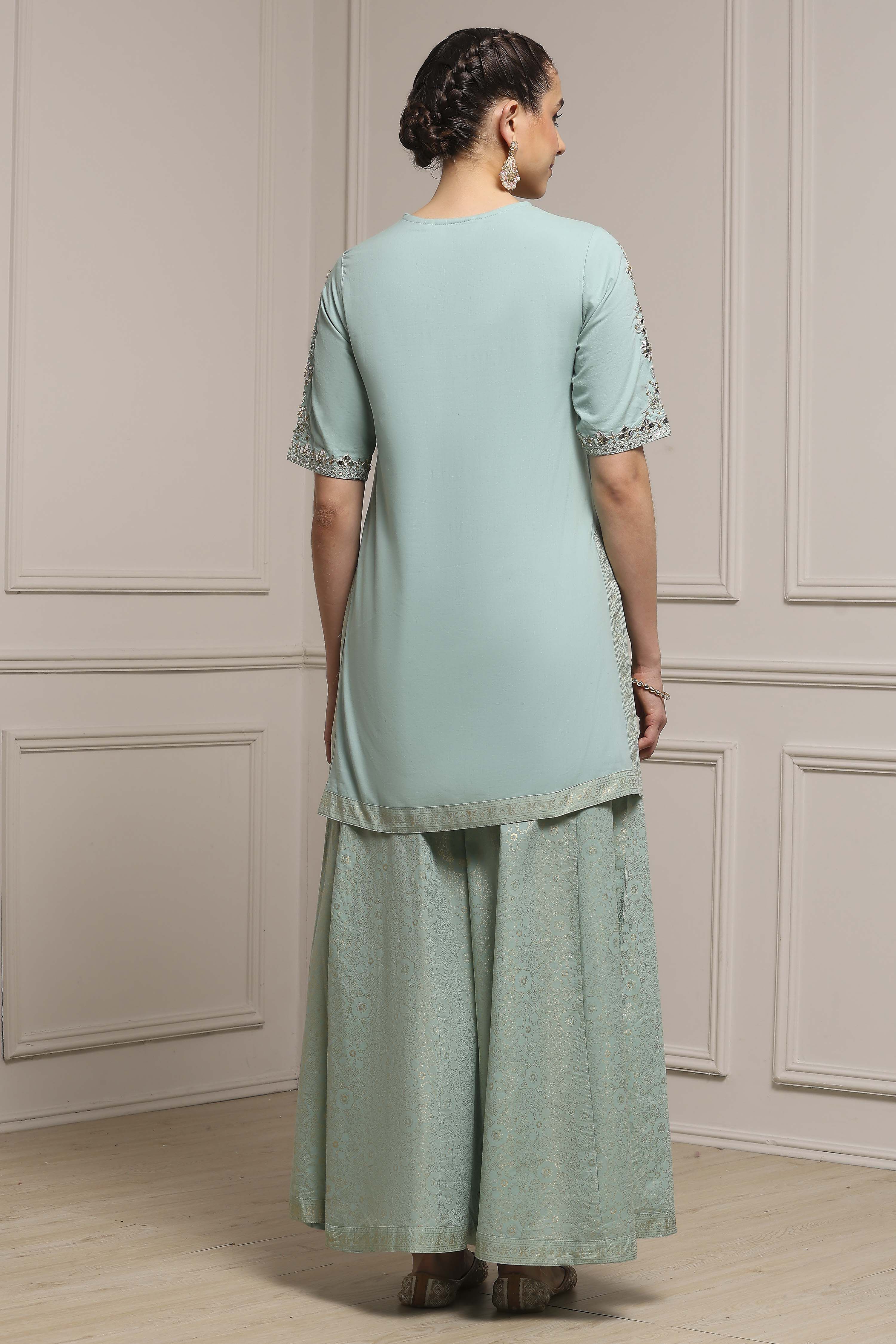 Light Green Cotton Straight Dyed Suit Set image number 4