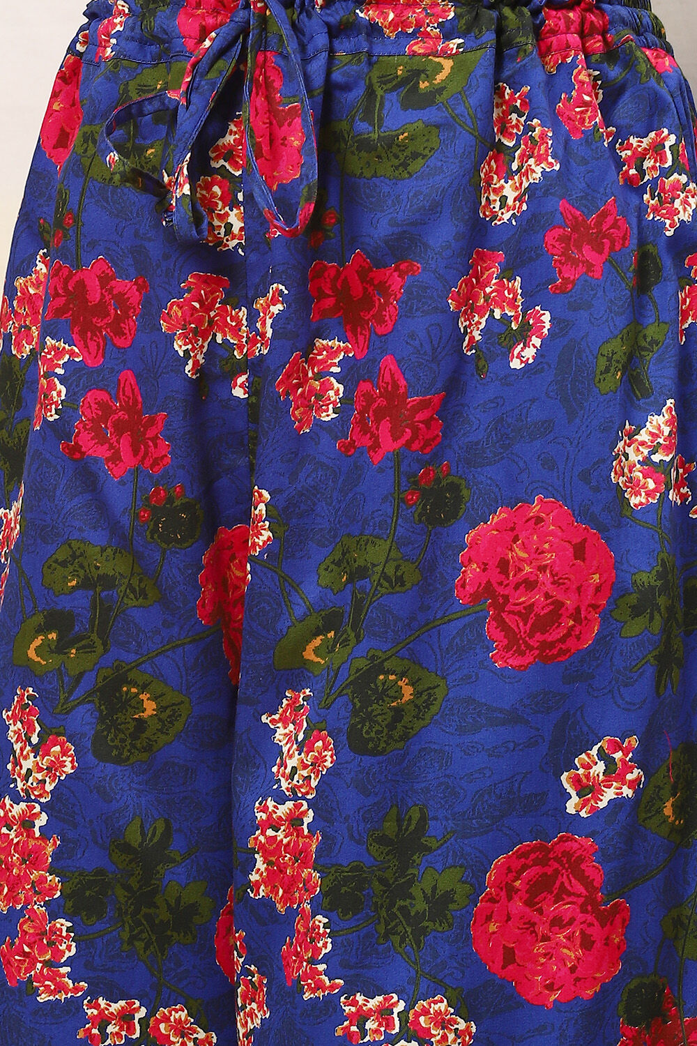 Blue And Off White Cotton Straight Suit Set image number 3