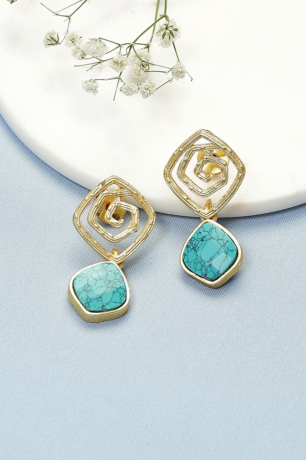 Turquoise Drop Earrings image number 0