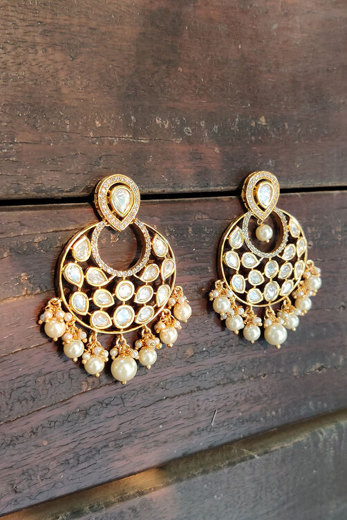 Stunning Gold And Crystal Earrings image number 0