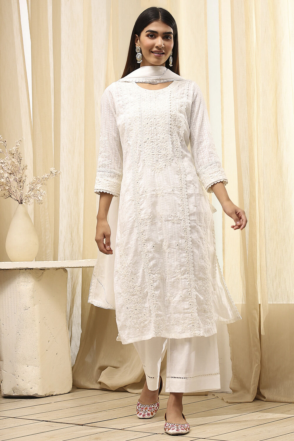 Off White Cotton Straight Embroidered Fusion Set image number 6