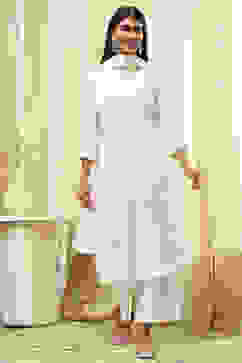 Off White Cotton Straight Embroidered Fusion Set image number 6