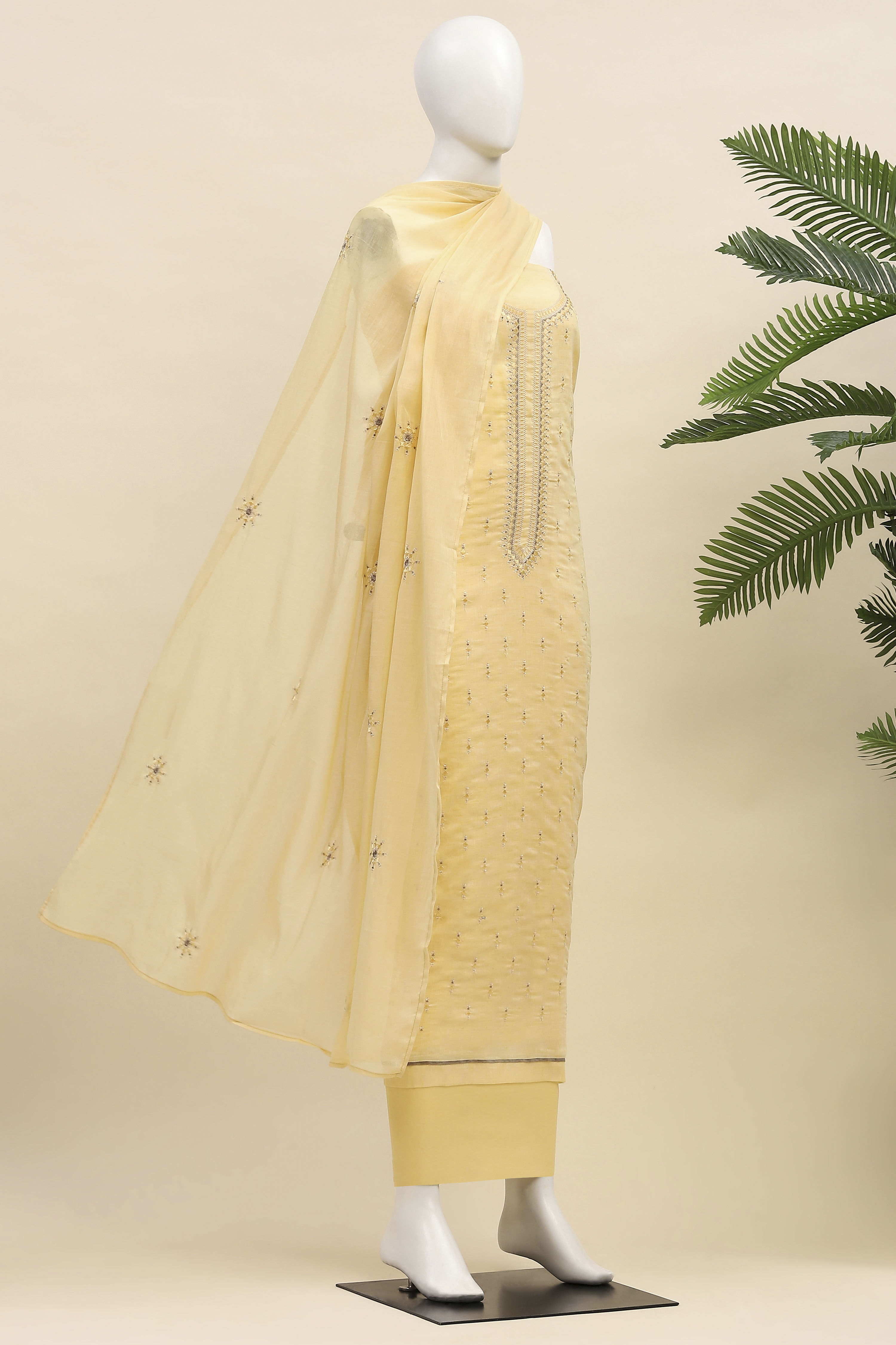 Yellow Cotton Unstitched Suit Set image number 4