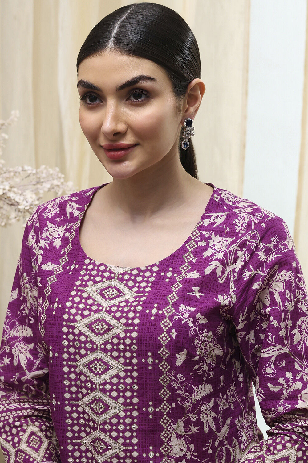 Navy Alloy Drop & Danglers image number 3