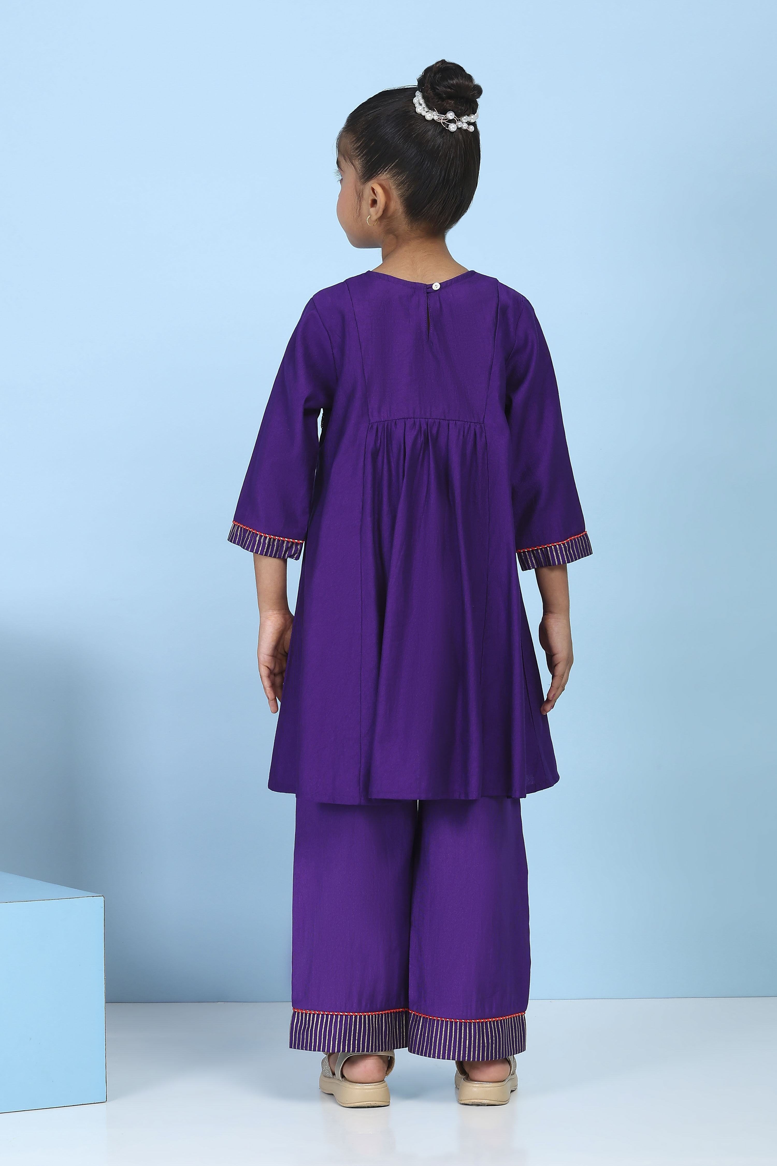 Purple Striped Yoke Gathered Suit Set image number 4