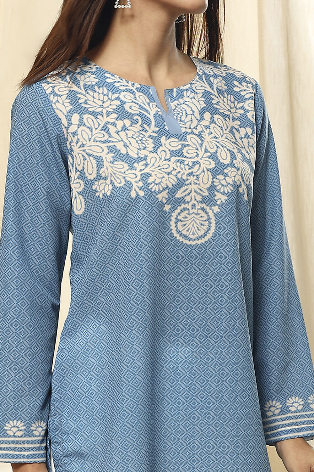 Blue Printed Straight Short Kurta image number 1