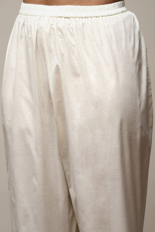 Off White Cotton Screen Print Unstitched Suit Set image number 16