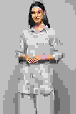 White Rayon Straight Kurti image number 5