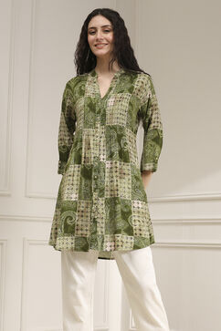 Olive Green Pleated Straight Short Kurta image number 5