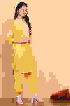 Yellow Cotton Embroidered Straight Kurta Set image number 3