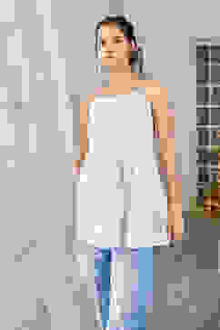 White Cotton Embroidered Gathered Top image number 4