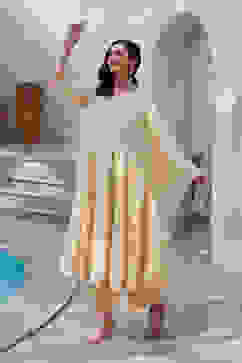 Beige Chanderi Straight Suit set image number 5