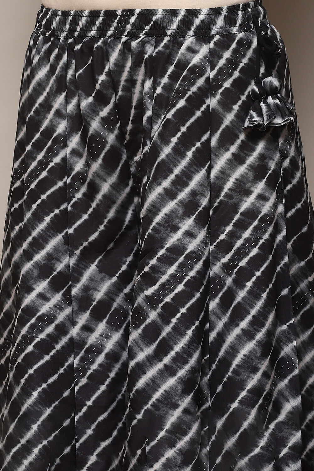 Black Poly Musin Relaxed Kurta Sharara Suit Set image number 2