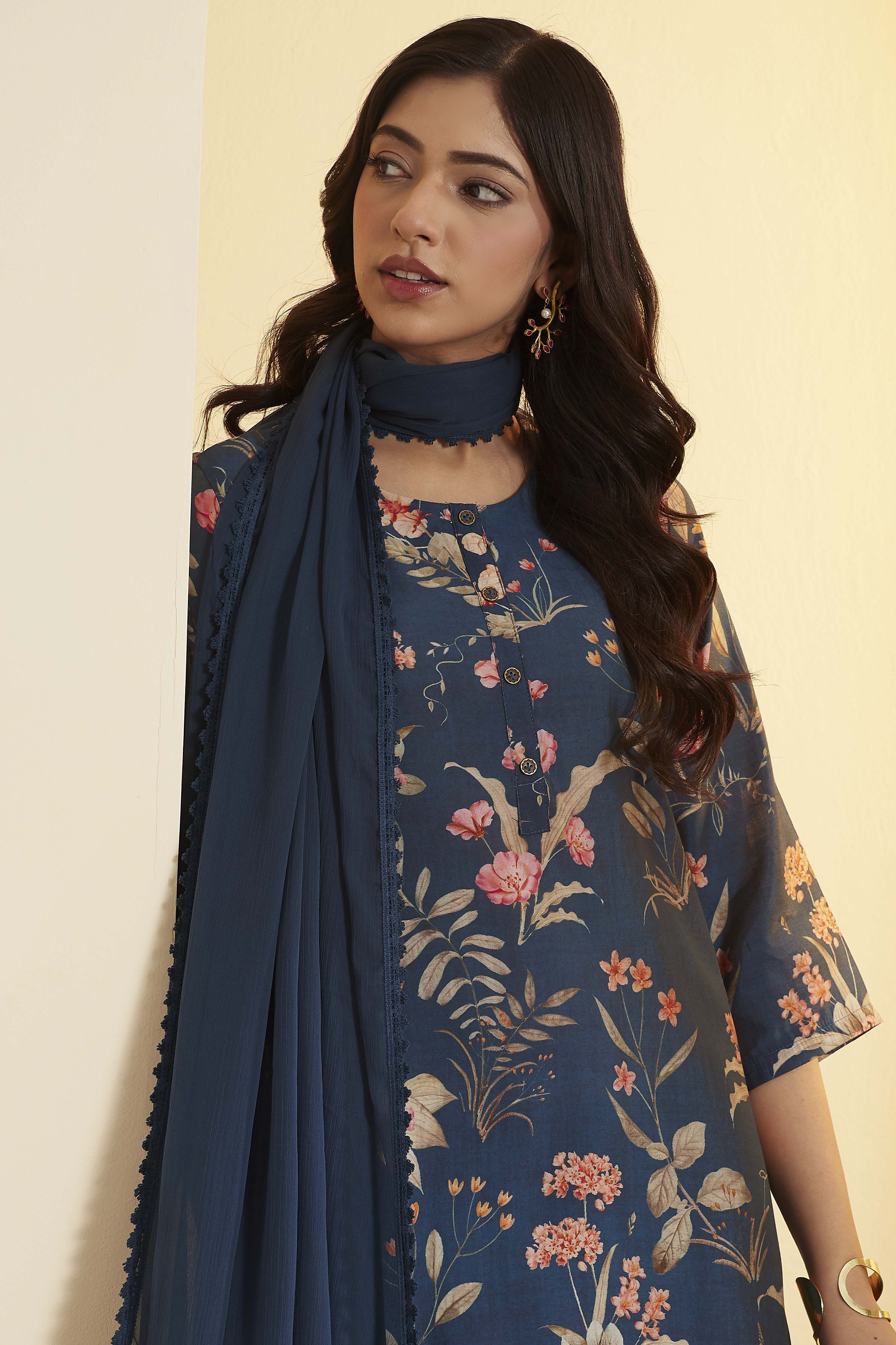 Blue Viscose Blend Straight Suit Set image number 1