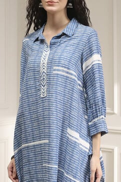 Blue Printed Asymmetric Short Kurta image number 1