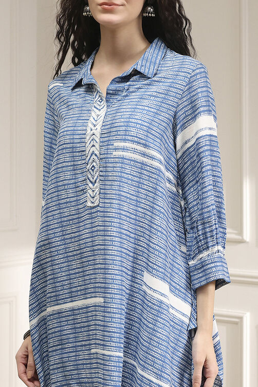 Blue Printed Asymmetric Short Kurta image number 1