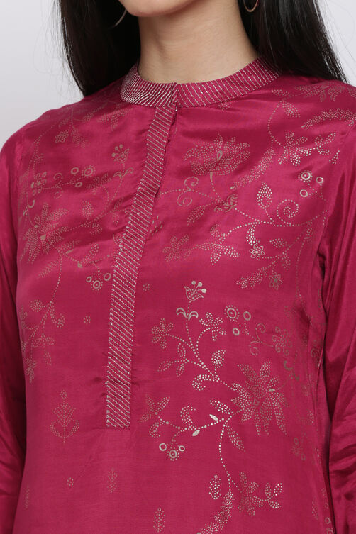 Magenta Viscose Straight Printed Kurta image number 1