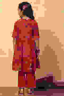 Red Floral Printed Gathered Festive Flared Suit Set image number 4