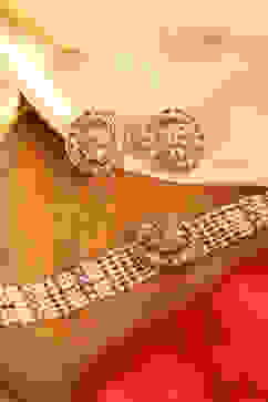 Champagne Alloy Necklace Set image number 3