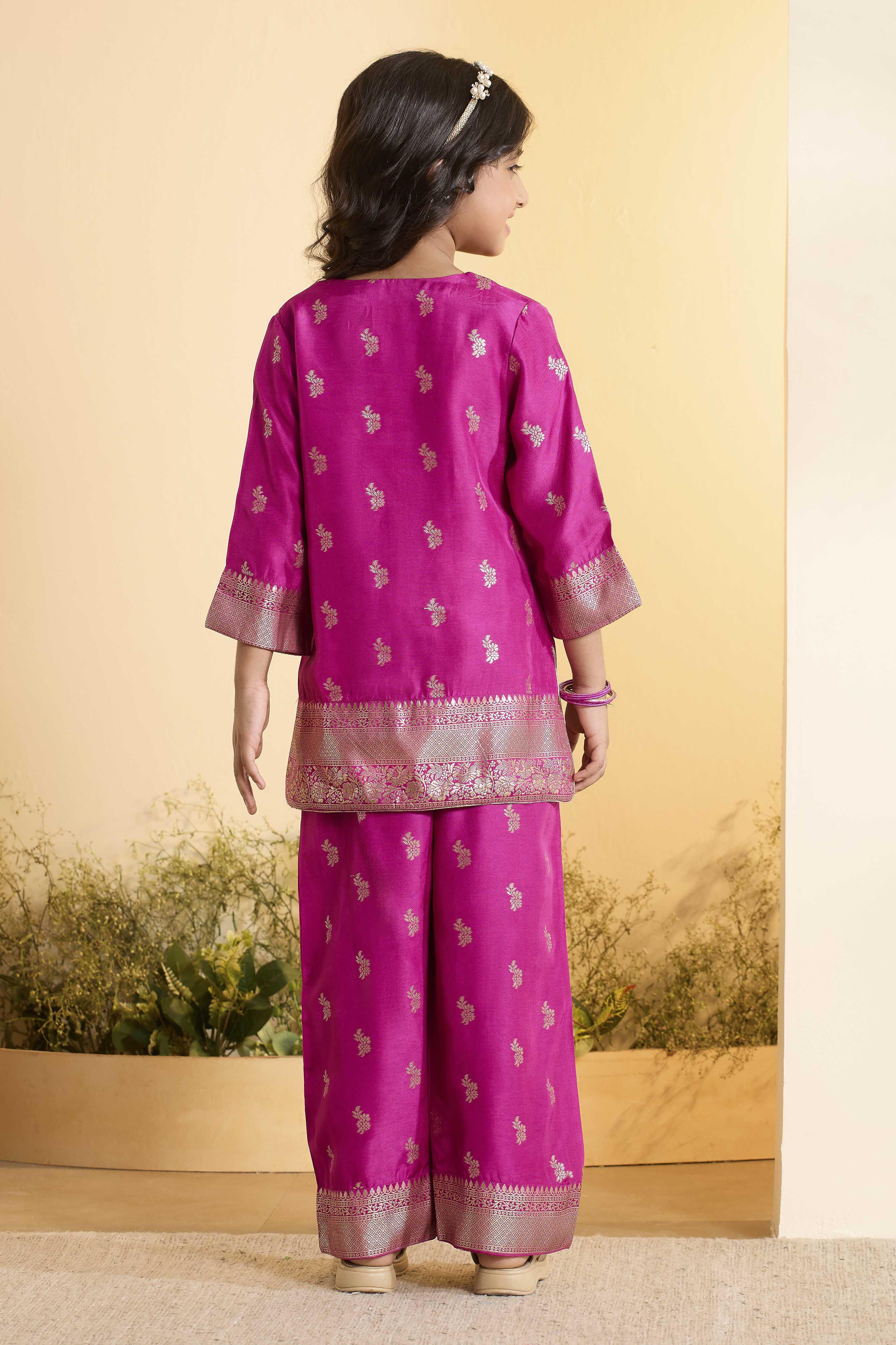Purple Printed Straight Kurta Set image number 4