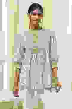 Green and White Pleated Short Kurta image number 5