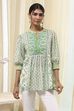 Green and White Pleated Short Kurta image number 5