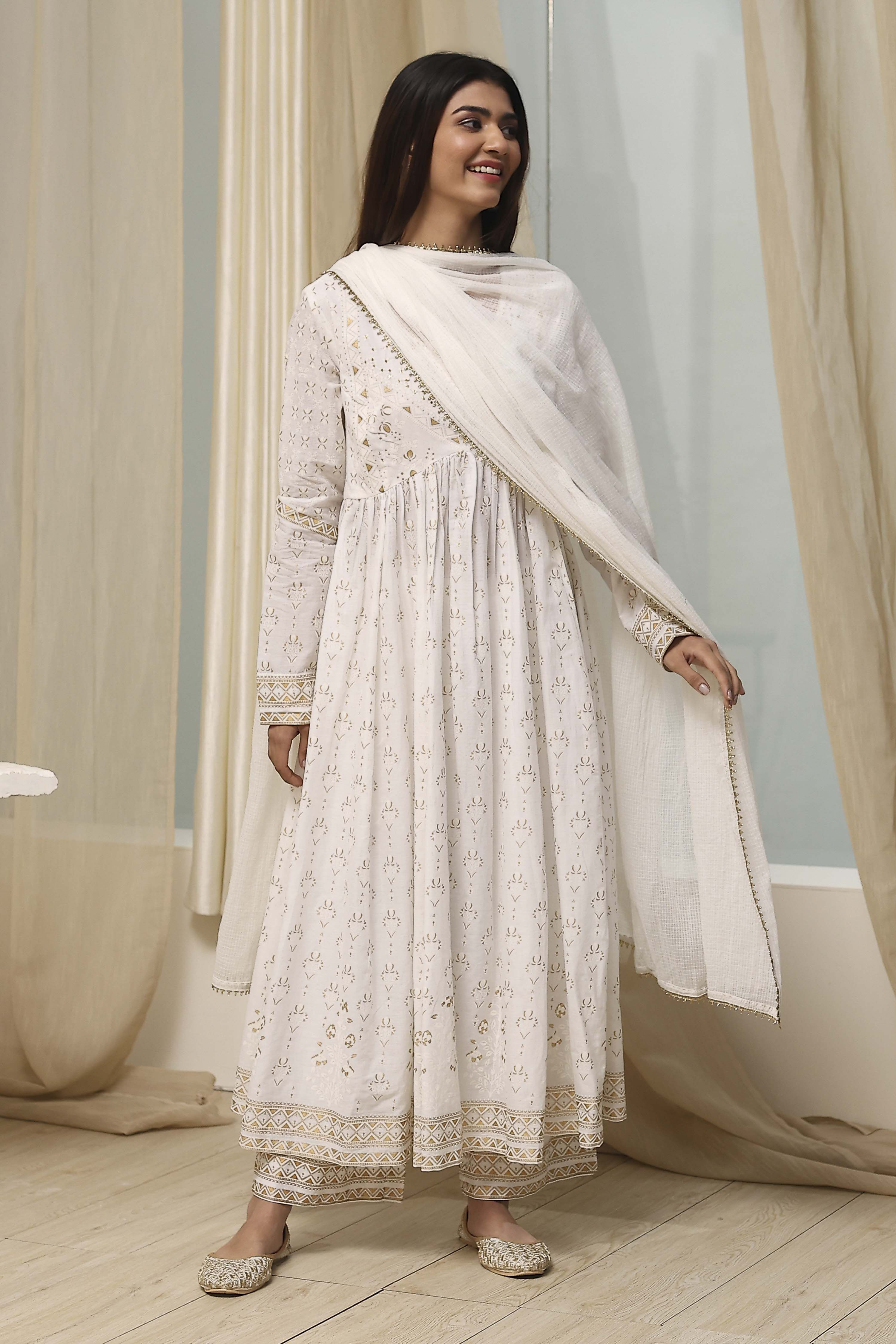 Onion Pink Cotton Printed Anarkali Suit Set image number 6