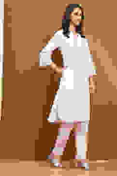 White Cotton Blend Solid Straight Kurta image number 4