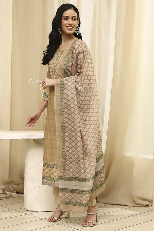 Pink Cotton Machine-Embroidered Unstitched Suit Set image number 4
