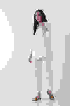 White Cotton Solid Fitted Pants image number 0