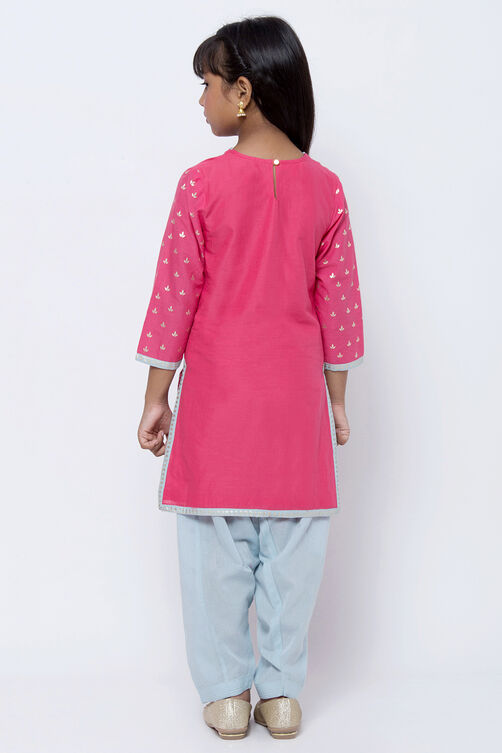 Pink And Blue Cotton Straight Kurta Salwar Suit Set image number 4