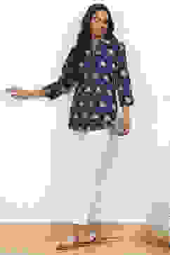 White Cotton Solid Regular Pants image number 0