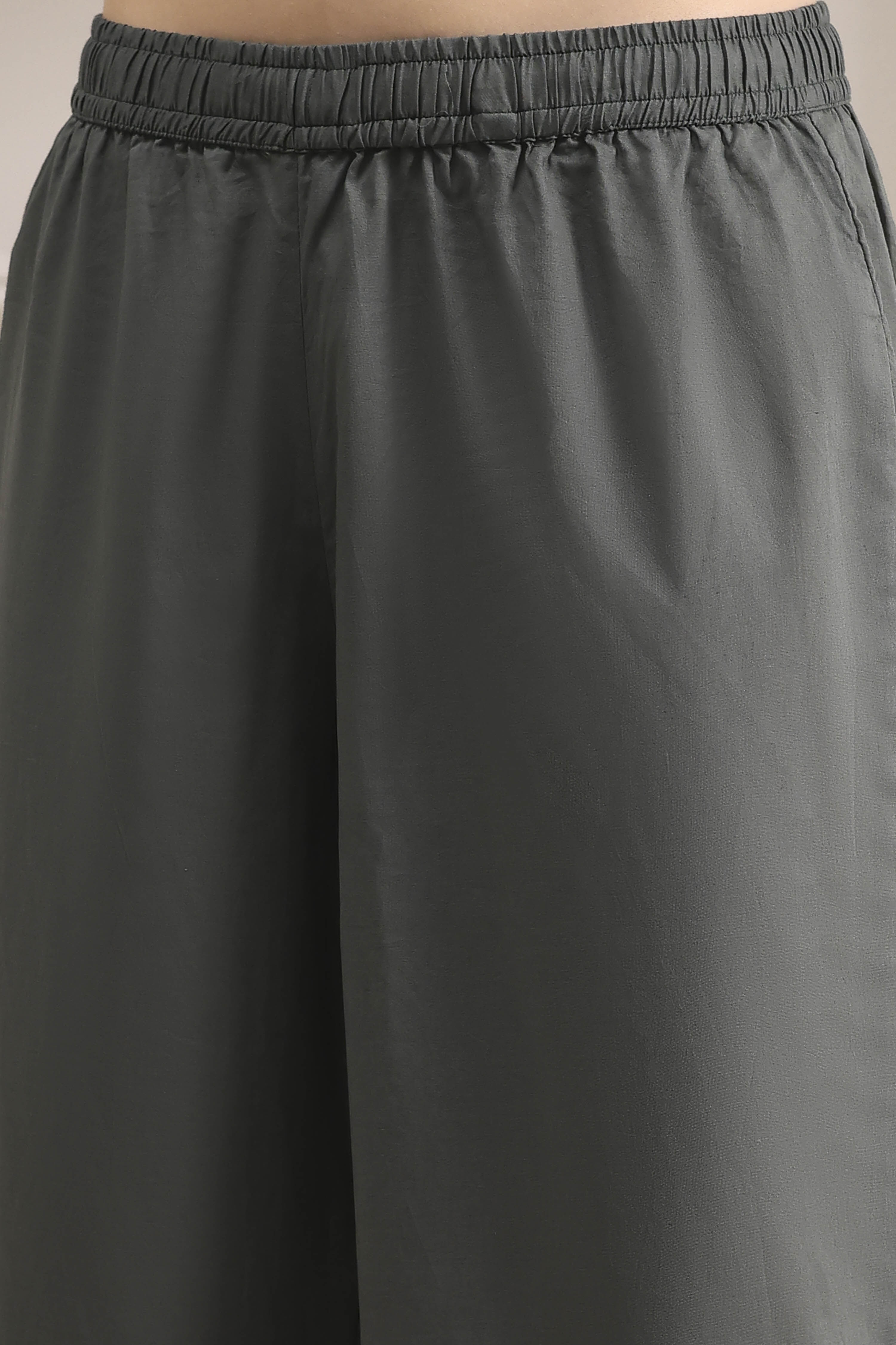 Grey Cotton Printed Straight Suit Set image number 2