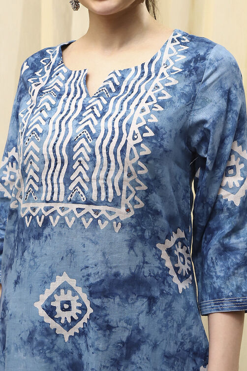 Blue Cotton  Unstitched Suit Set image number 2