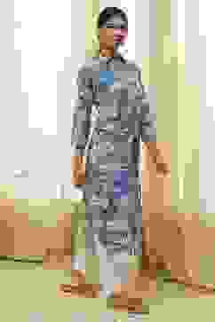 Blue Pure Cotton Floral Straight Kurta image number 4